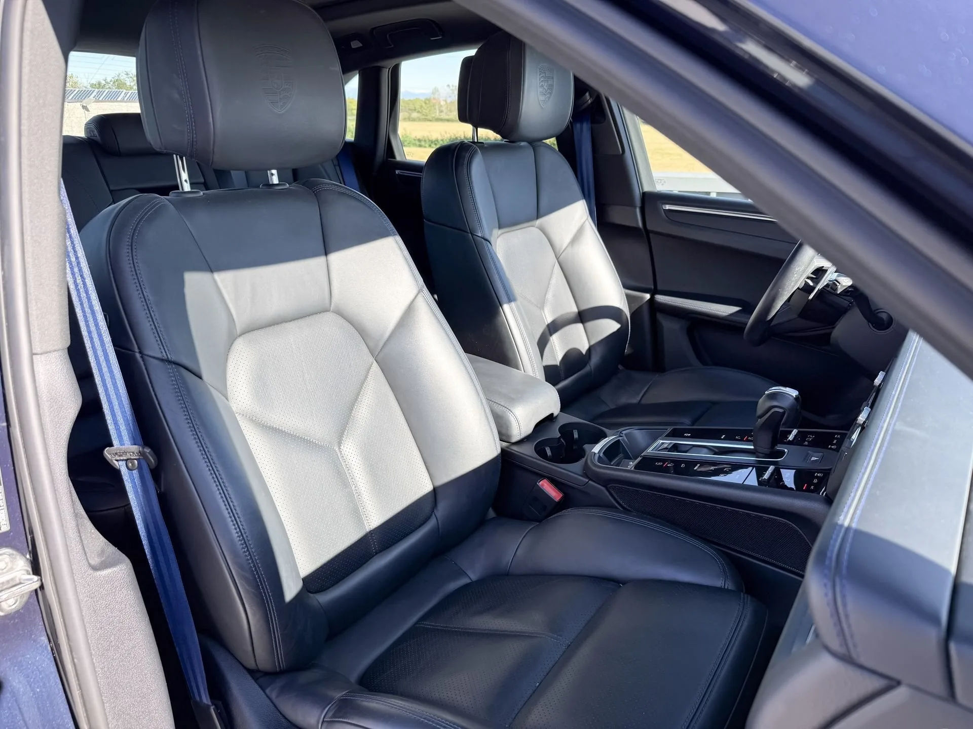 2022 Porsche Macan, 11/18