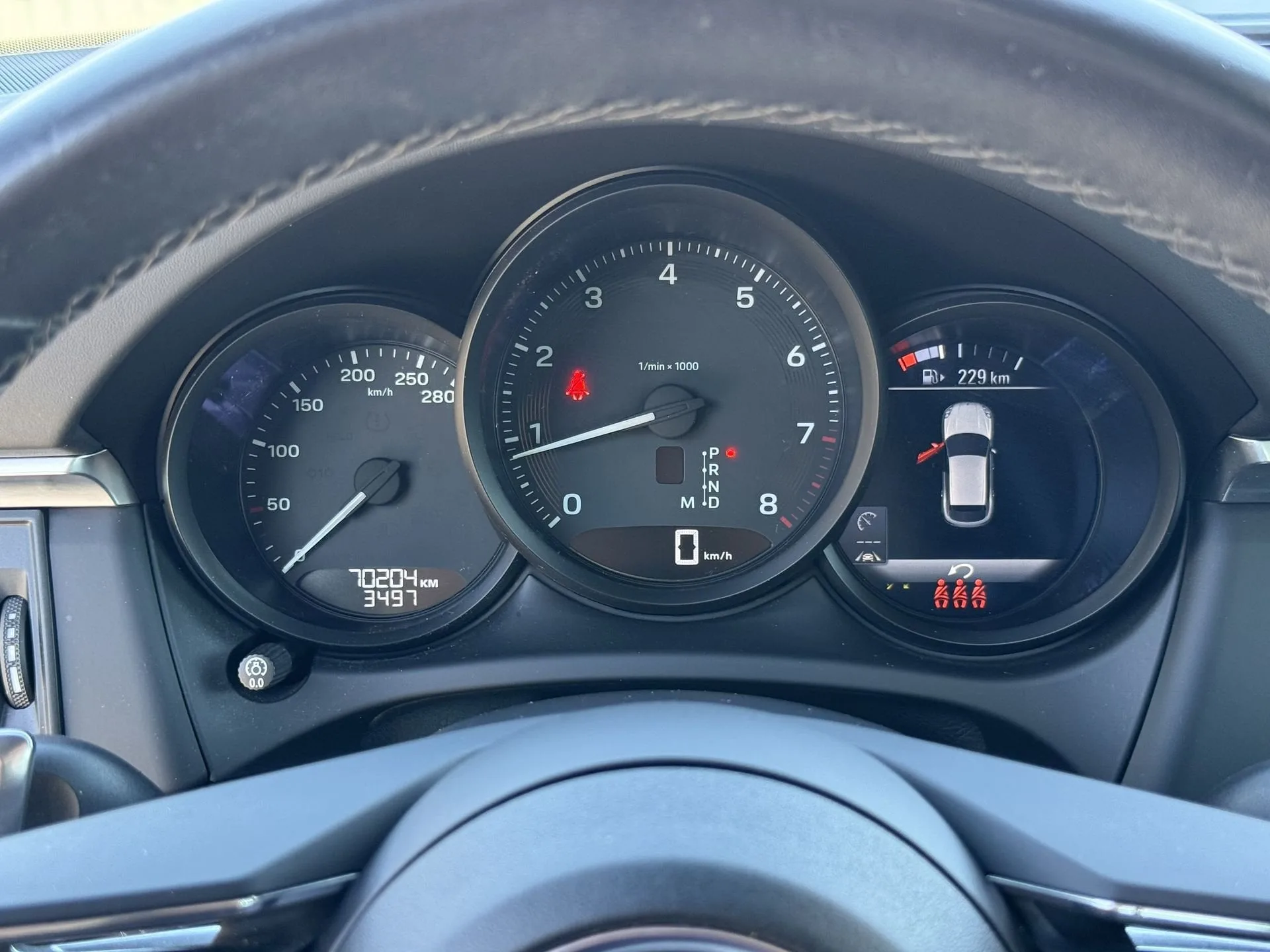 2022 Porsche Macan, 15/18
