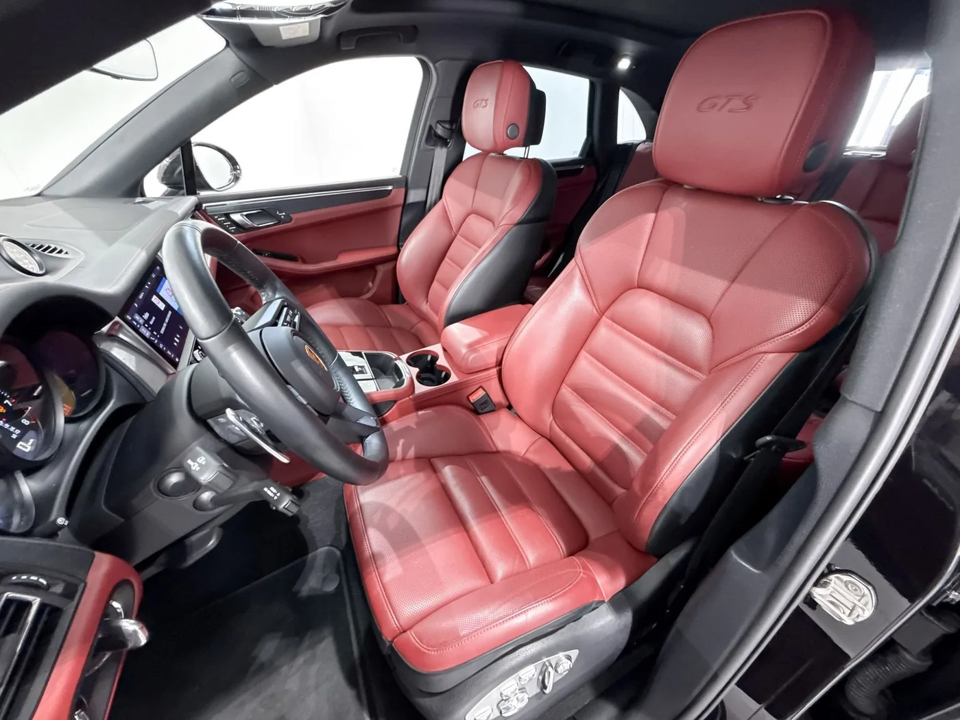 2022 Porsche Macan GTS angeboten von einem Supersportwagenhändler in Zibido San Giacomo, Italien, Foto 9 von 19