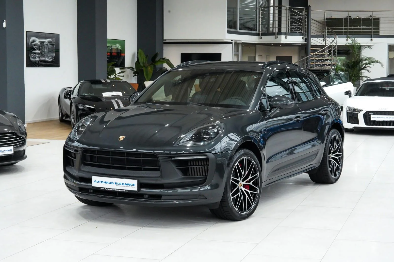 2022 Porsche Macan GTS, 7/30