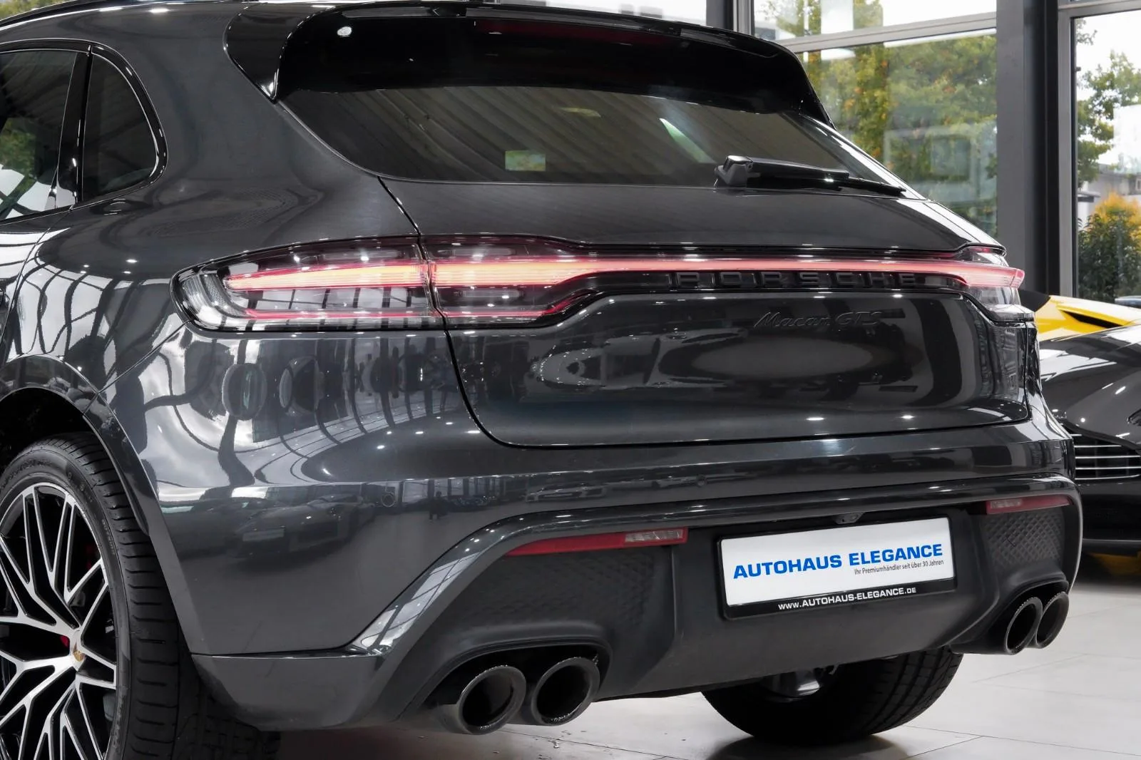 2022 Porsche Macan GTS, 10/30