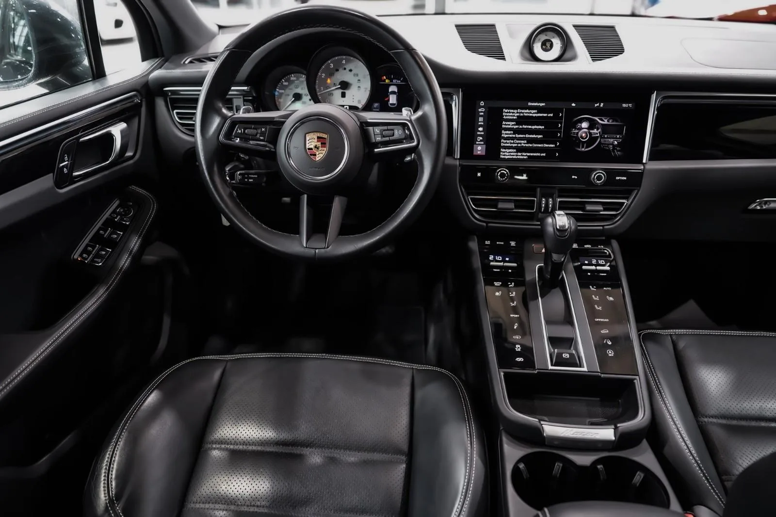 2022 Porsche Macan GTS, 18/30