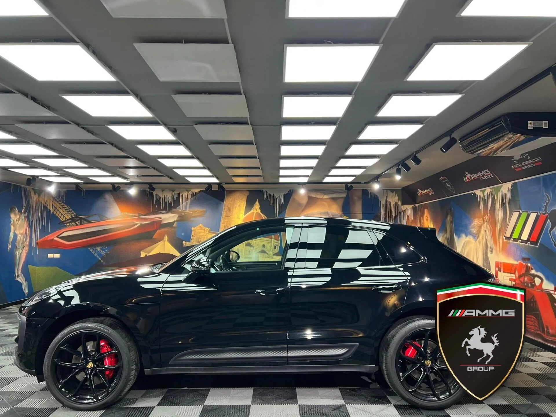 2022 Porsche Macan S, 7/15