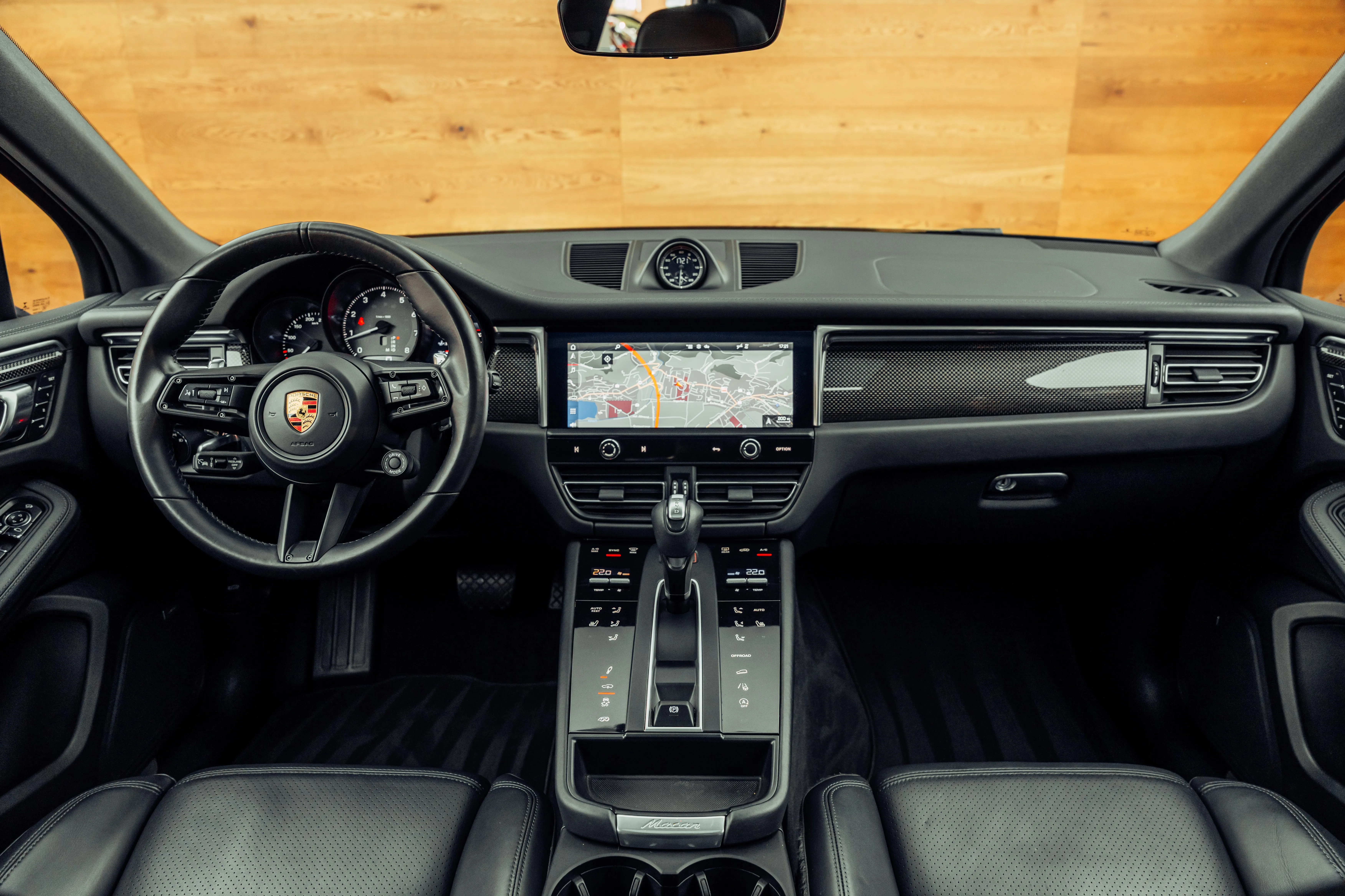 2022 Porsche Macan S, 5/18