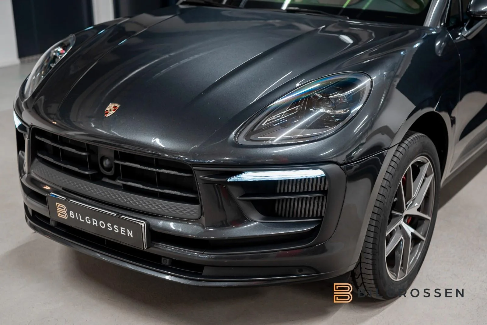 2022 Porsche Macan S, 9/21