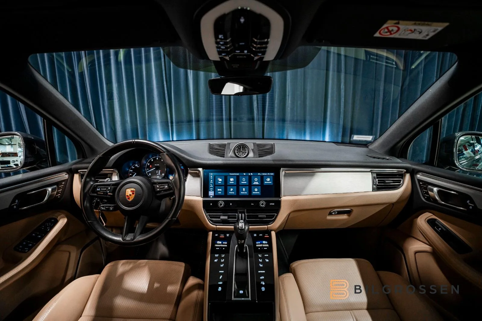 2022 Porsche Macan S, 12/21