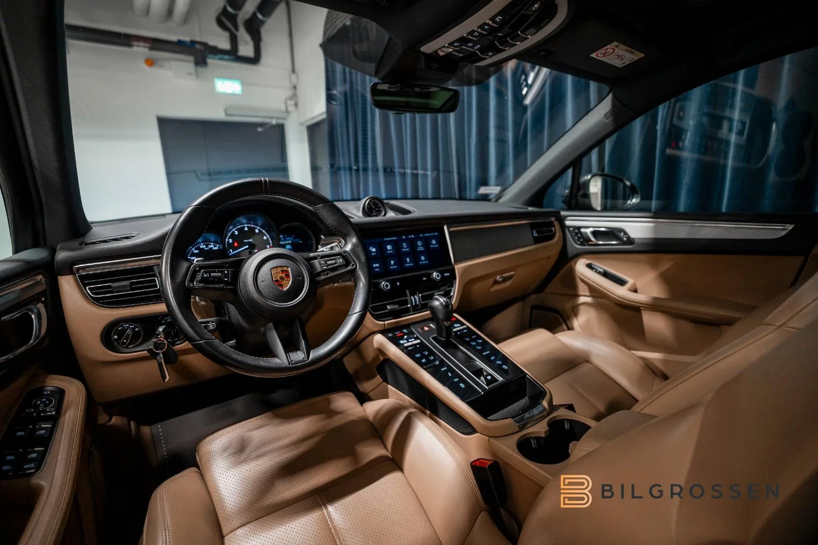 2022 Porsche Macan S, 13/21
