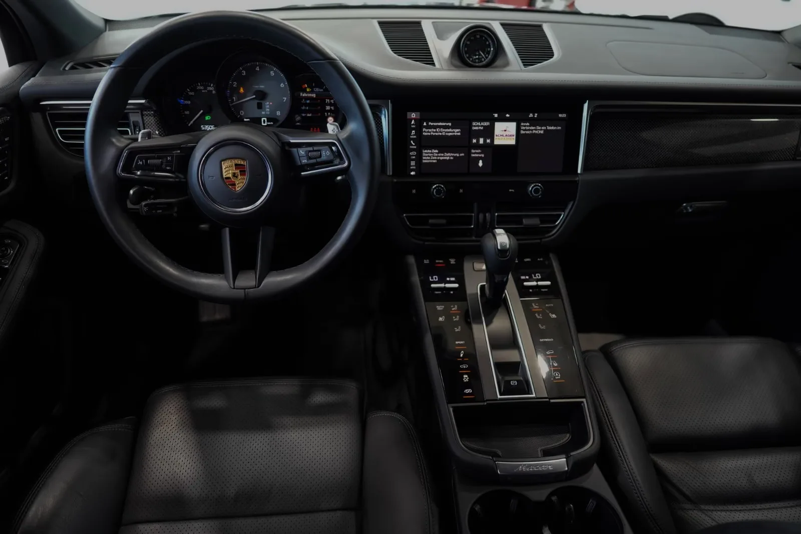 2022 Porsche Macan S, 12/28