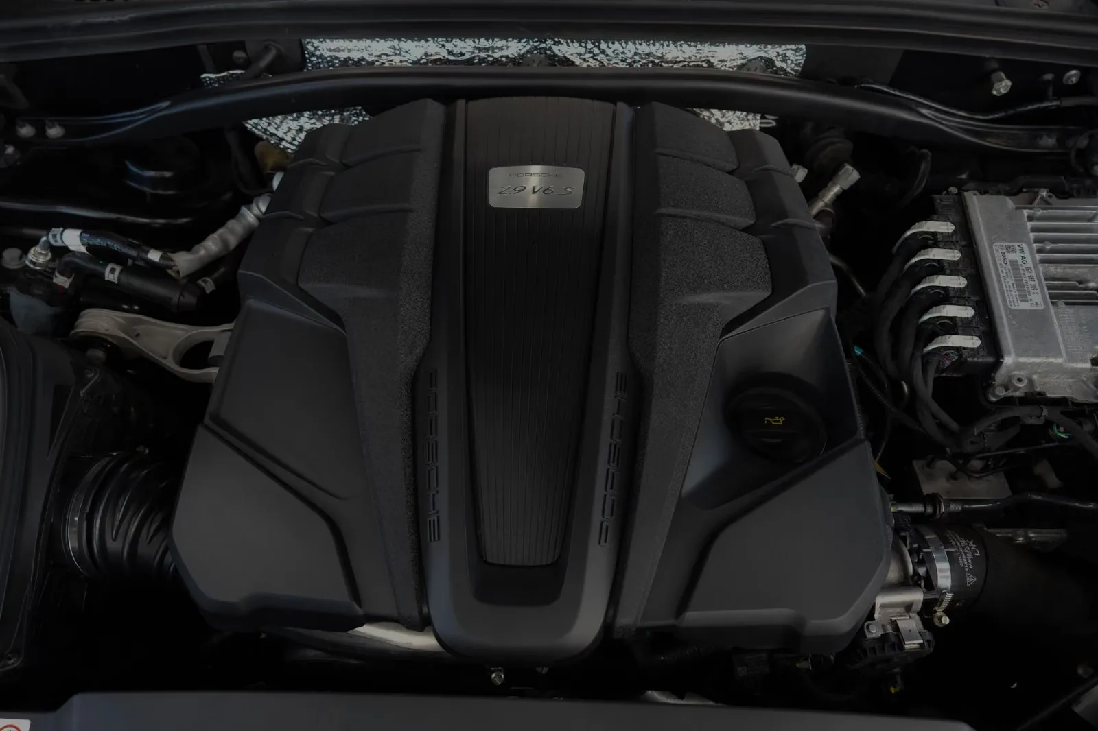 2022 Porsche Macan S, 27/28