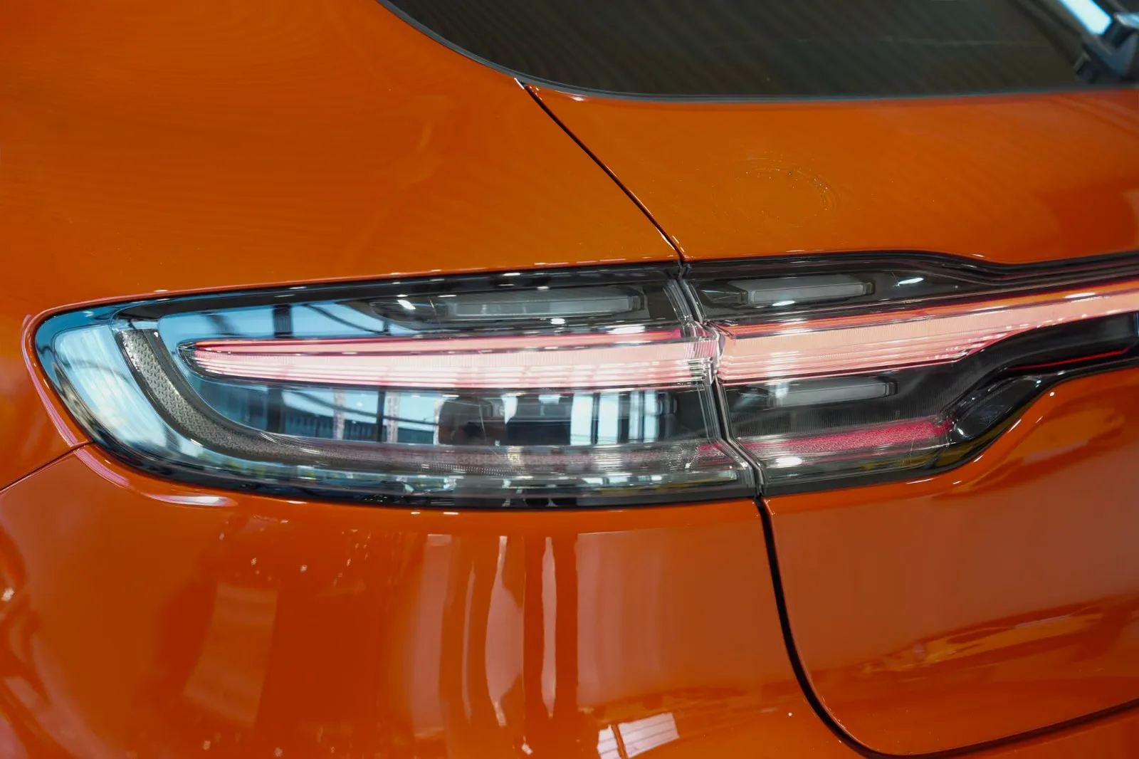 2022 Porsche Macan T, 9/25