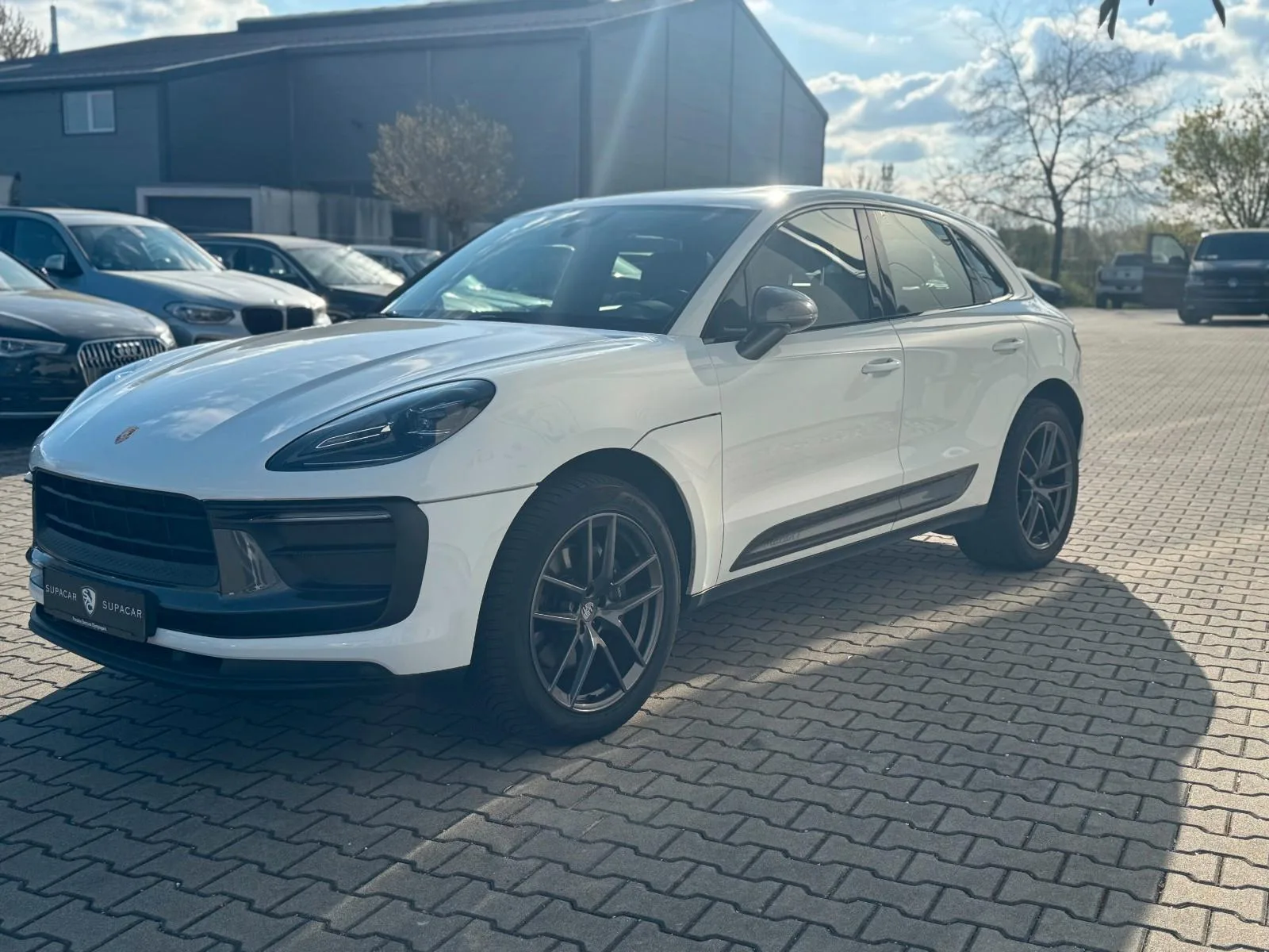 2022 Porsche Macan T, 8/30