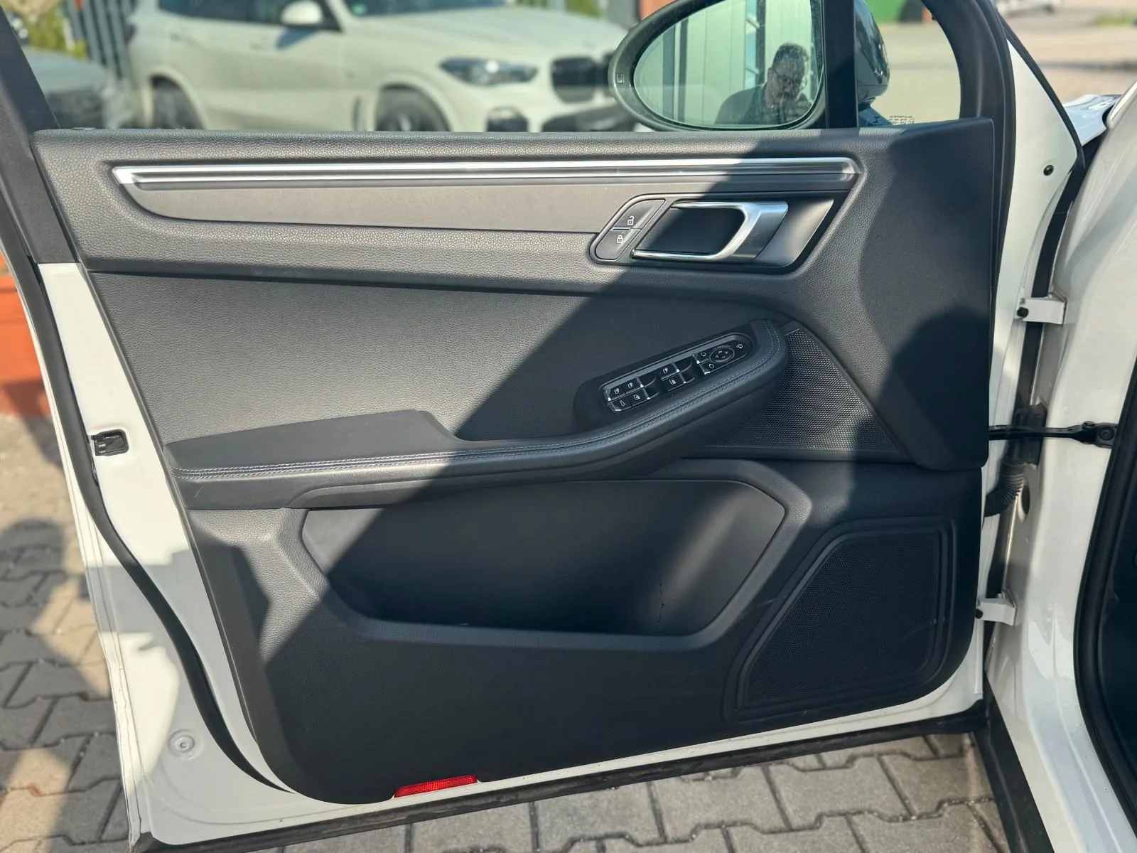 2022 Porsche Macan T, 22/30