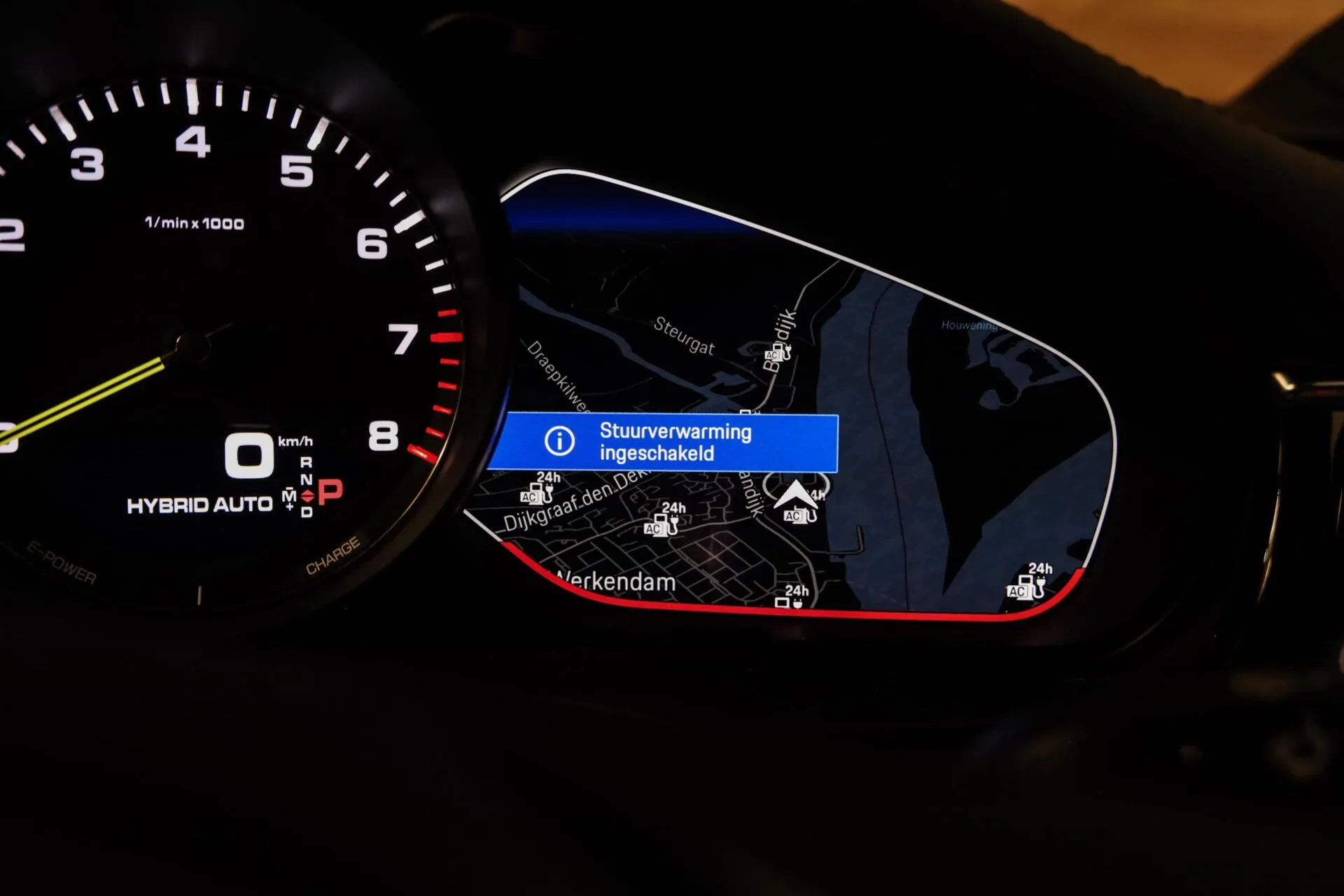 2022 Porsche Panamera 4 E-Hybrid Sport Turismo Platinum Edition, 18/30