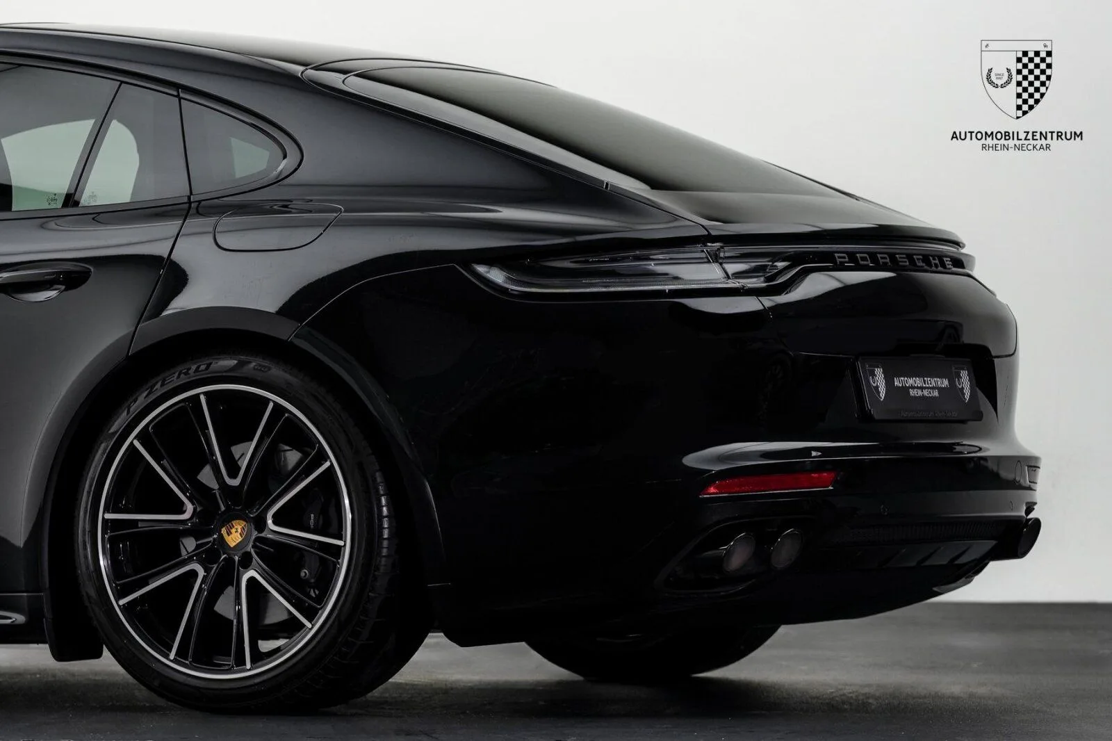 2022 Porsche Panamera 4 E-Hybrid, 9/30