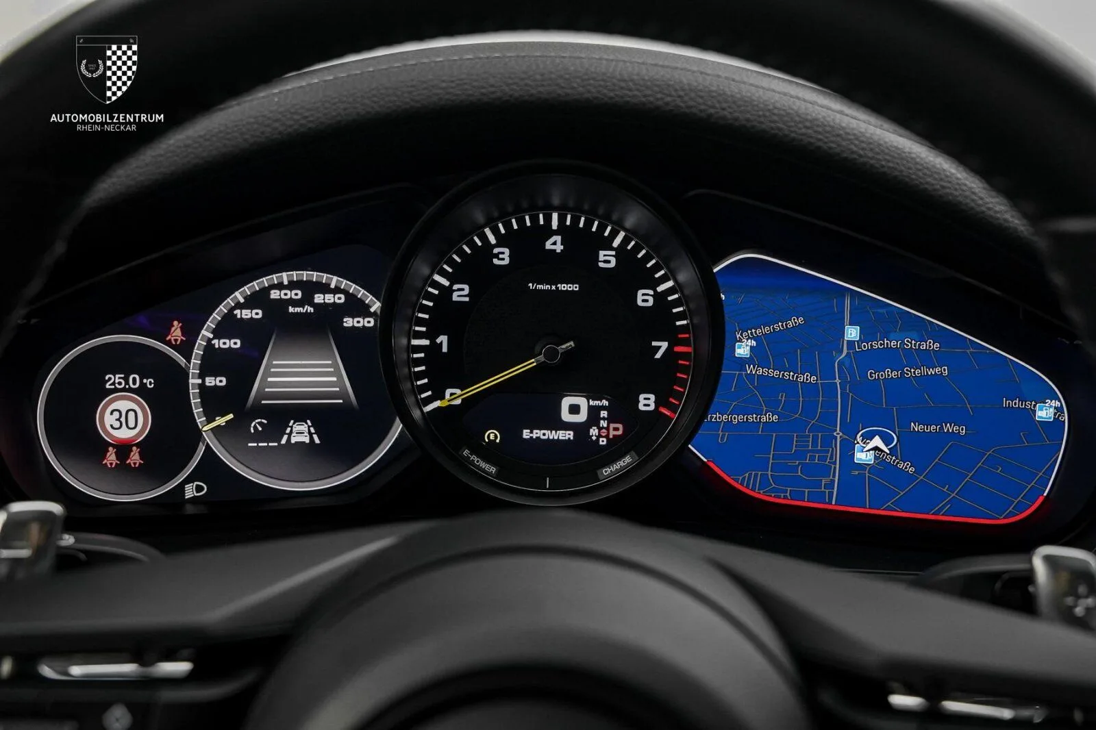 2022 Porsche Panamera 4 E-Hybrid, 16/30