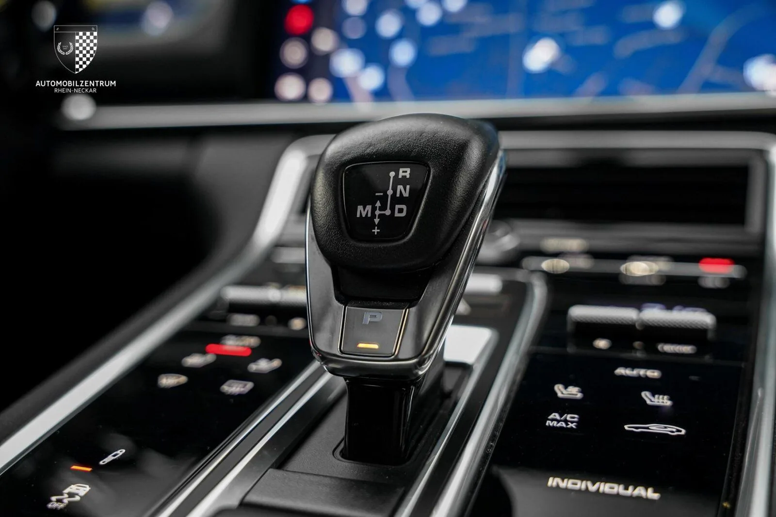 2022 Porsche Panamera 4 E-Hybrid, 22/30