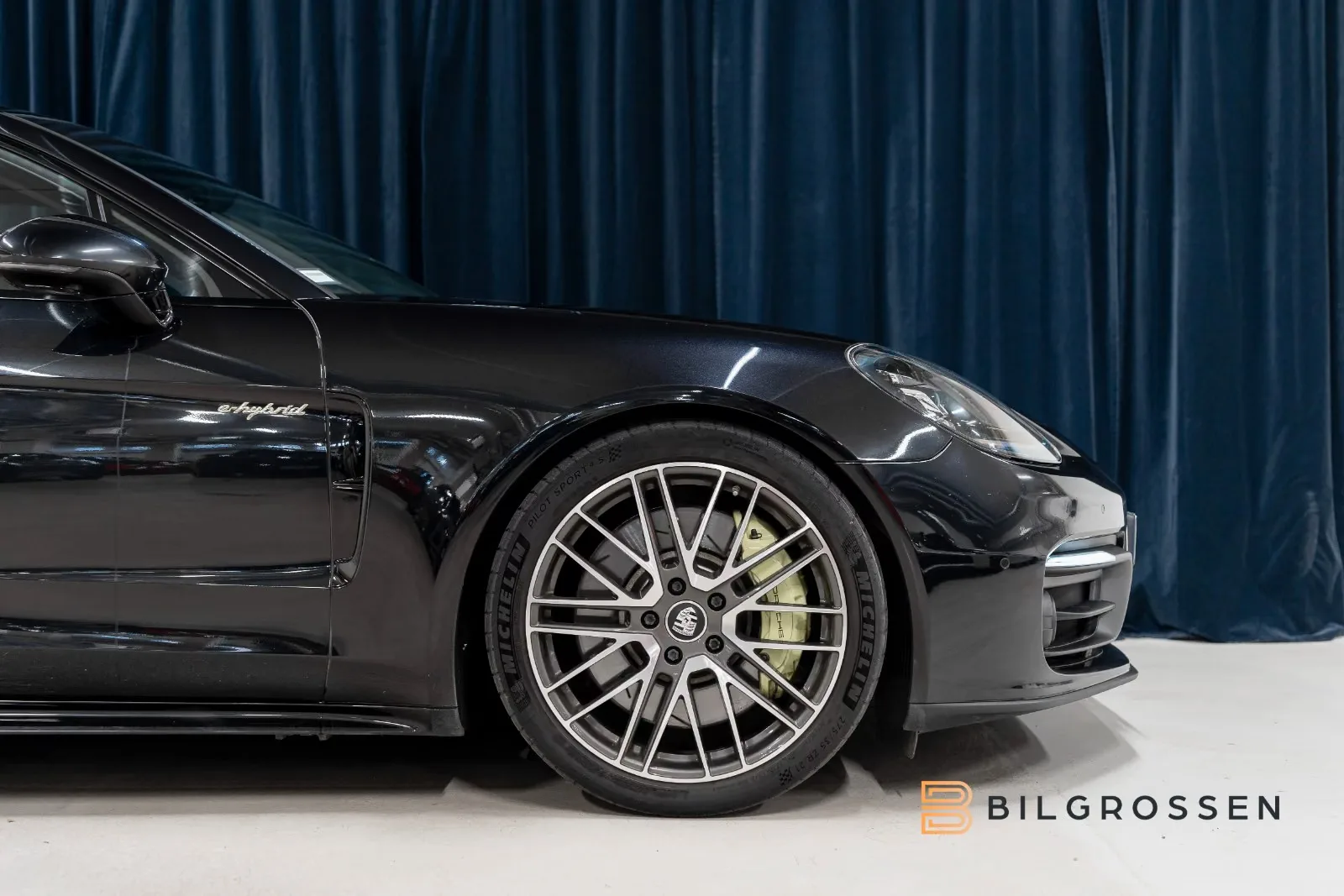 2022 Porsche Panamera 4S E-Hybrid, 9/19