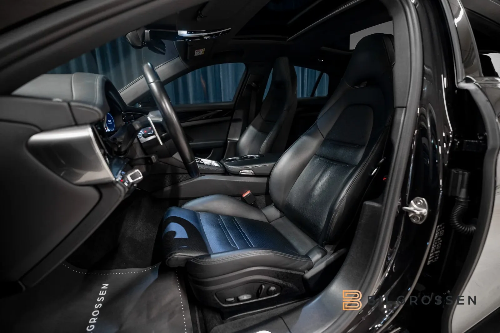 2022 Porsche Panamera 4S E-Hybrid, 13/19