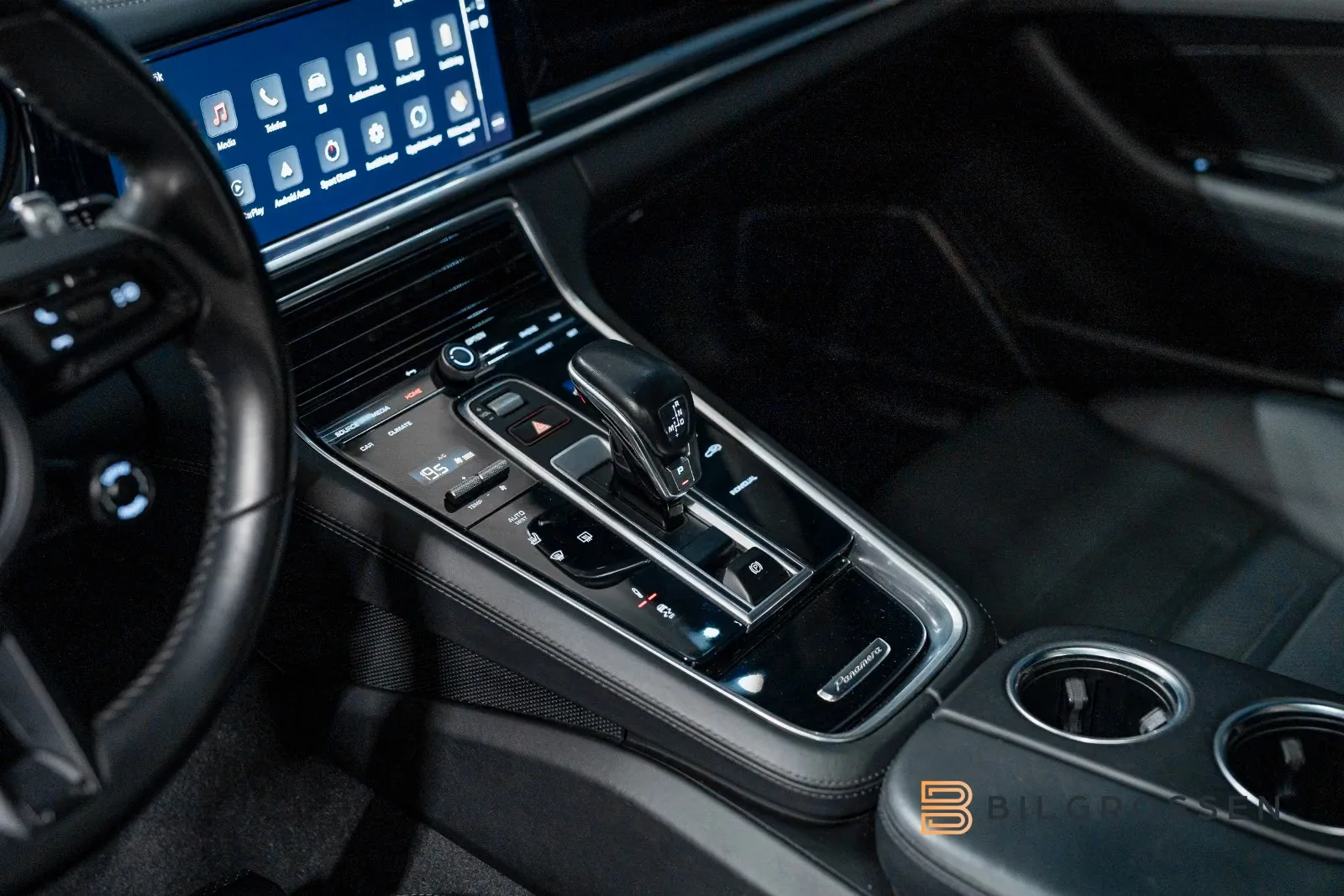 2022 Porsche Panamera 4S E-Hybrid, 18/19