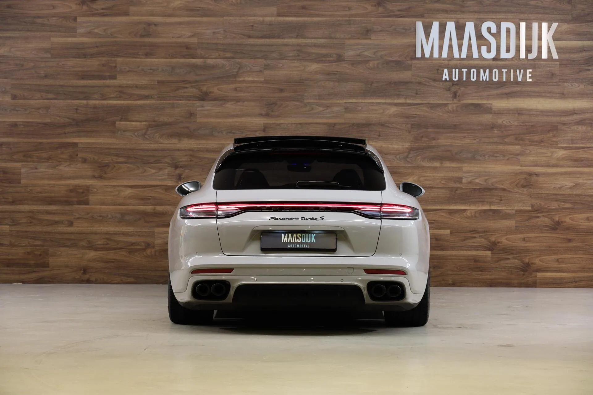 2022 Porsche Panamera Turbo S E-Hybrid Sport Turismo, 8/30