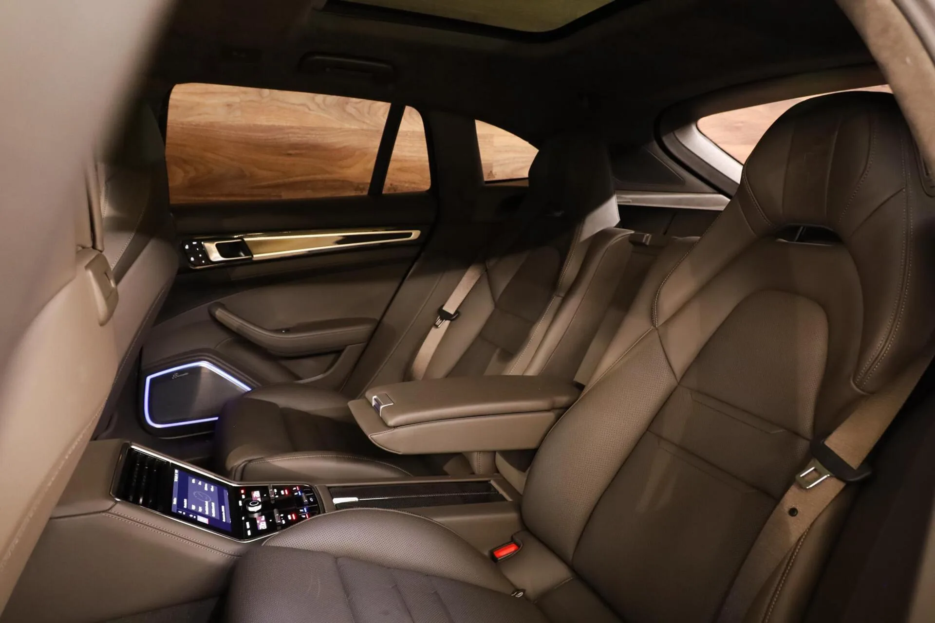 2022 Porsche Panamera Turbo S E-Hybrid Sport Turismo, 9/30