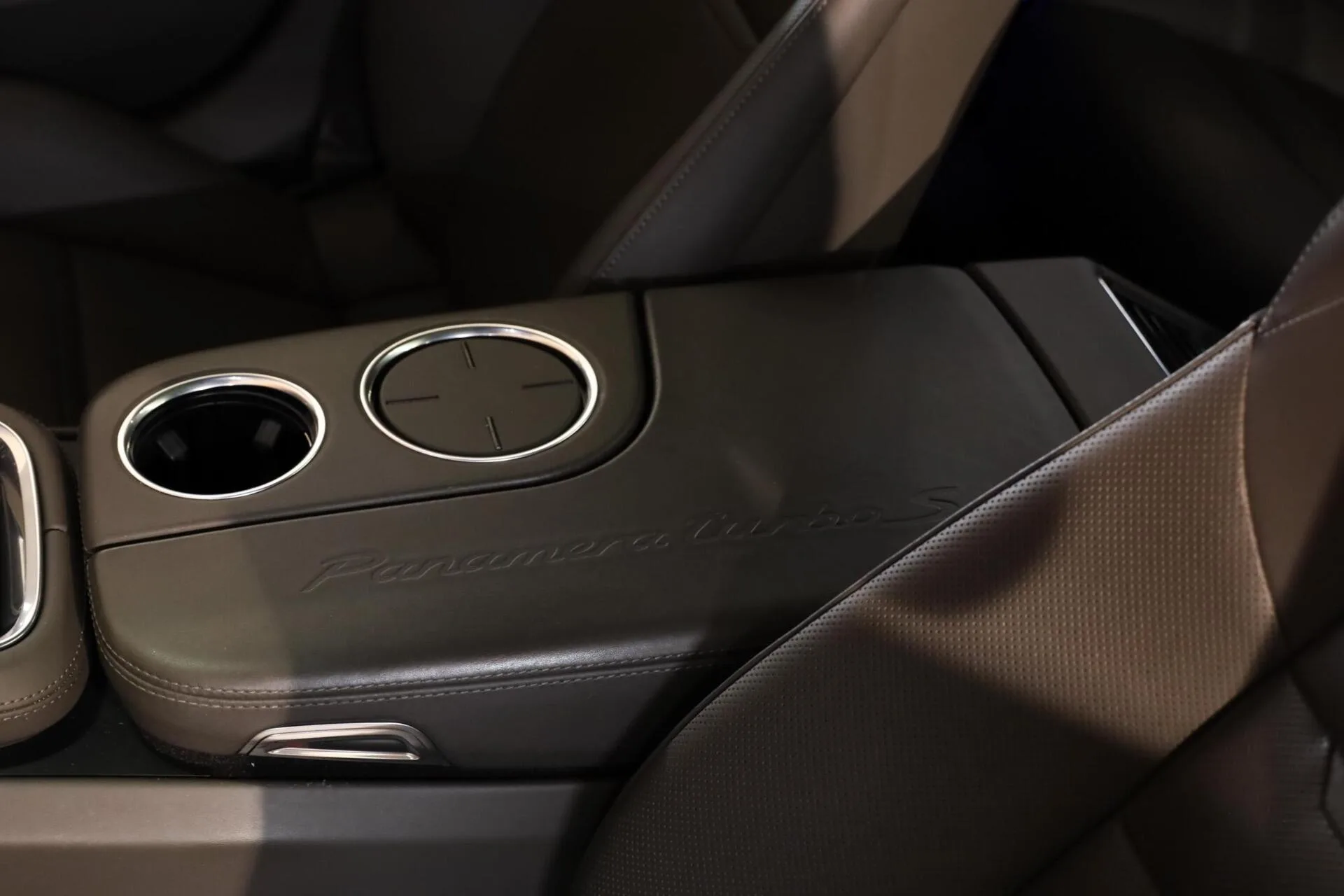 2022 Porsche Panamera Turbo S E-Hybrid Sport Turismo, 26/30