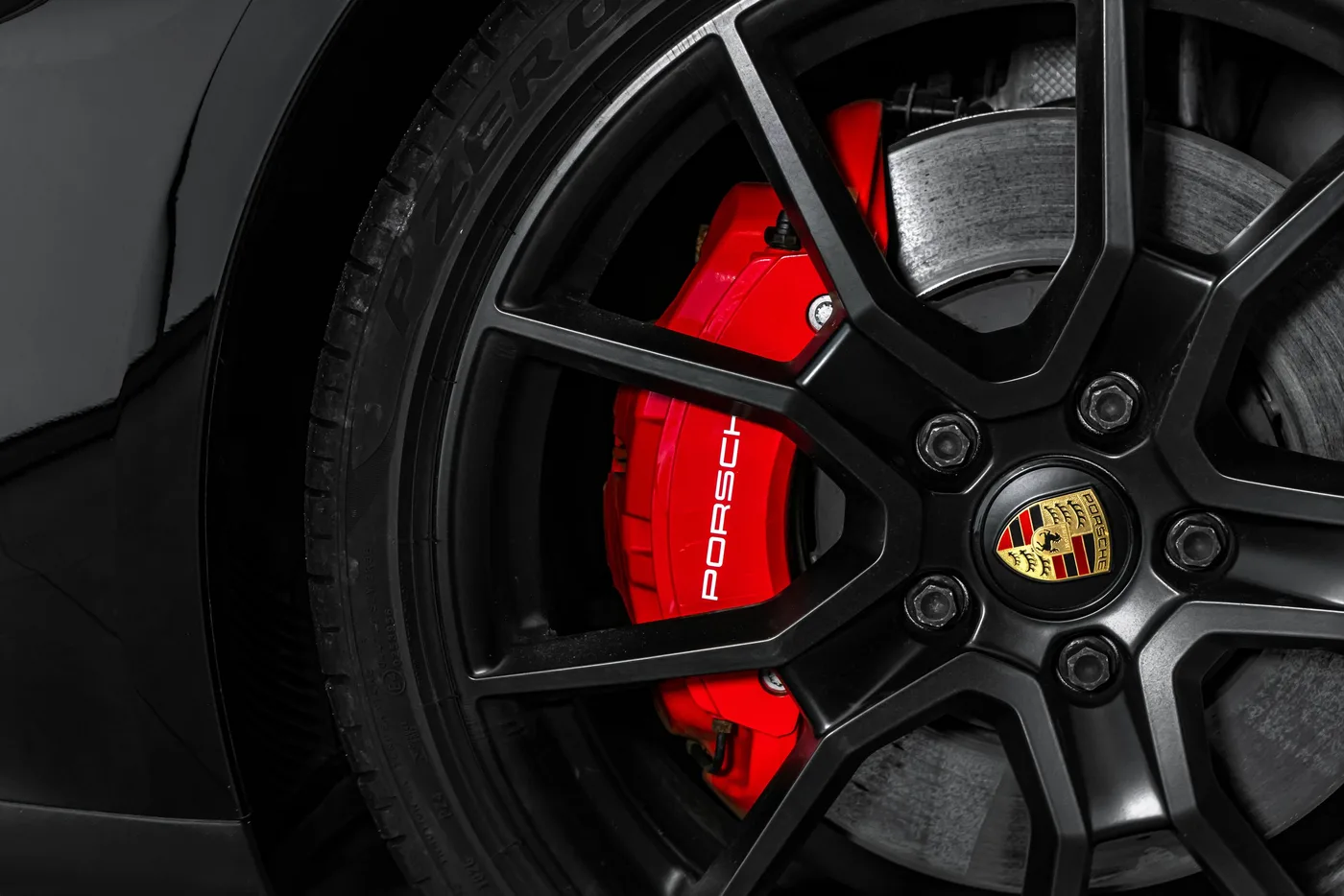 2022 Porsche Taycan GTS proposée par un concessionnaire spécialisé à Ostrava, Tchéquie, photo 11 sur 15