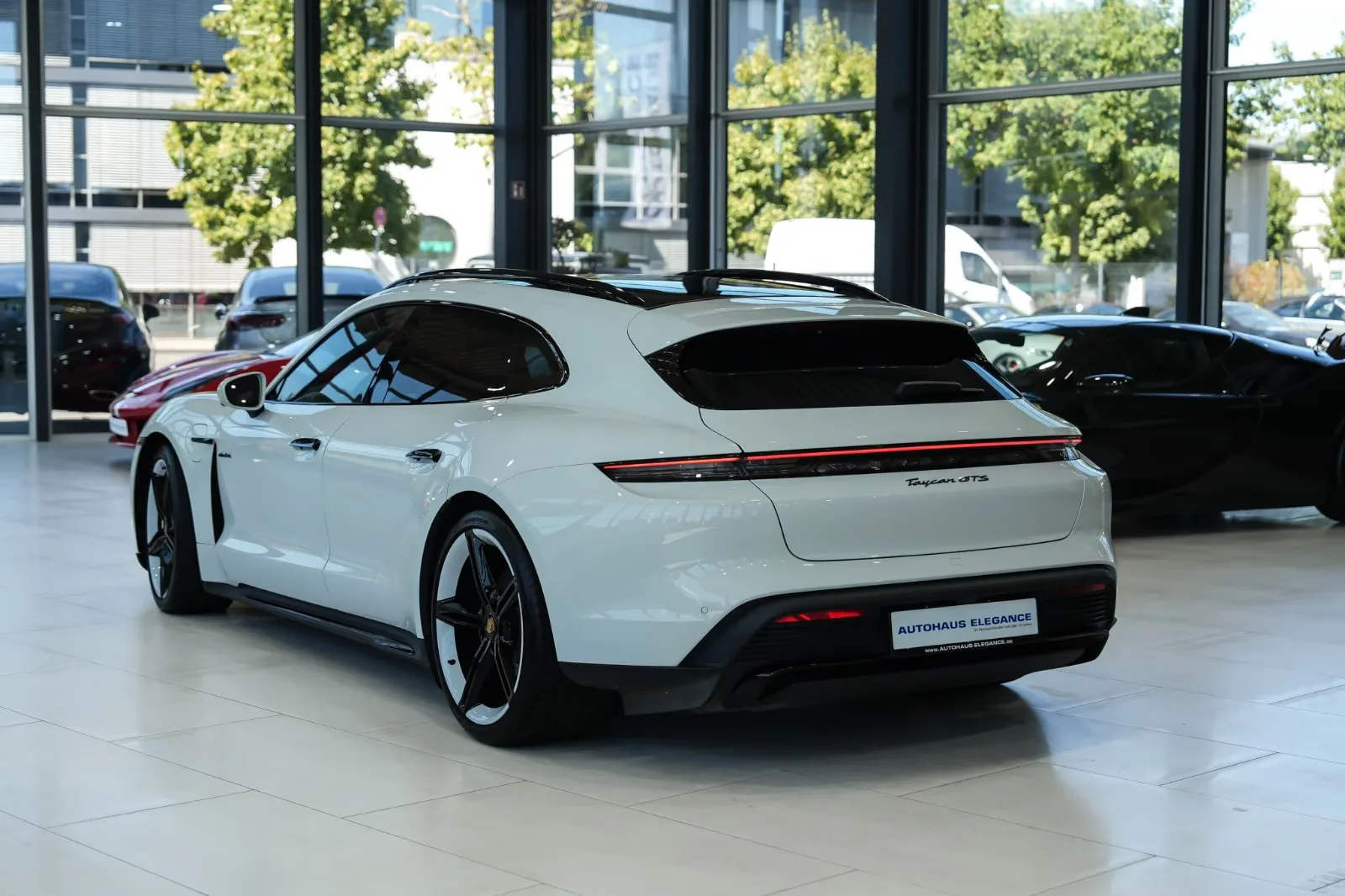 2022 Porsche Taycan GTS Sport Turismo, 9/30