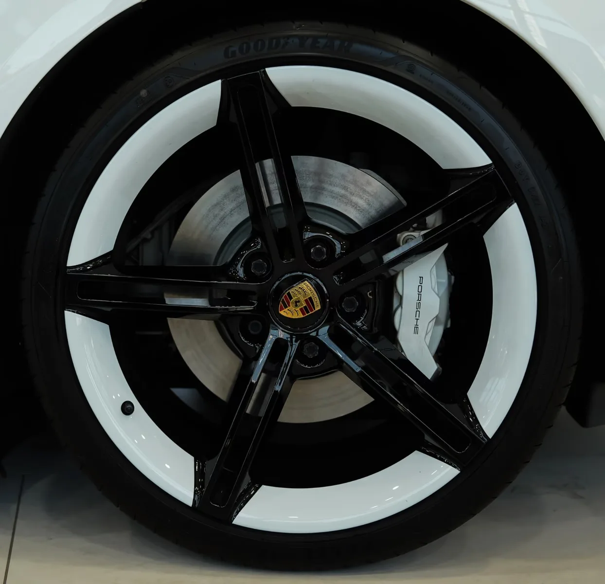2022 Porsche Taycan GTS Sport Turismo, 12/30