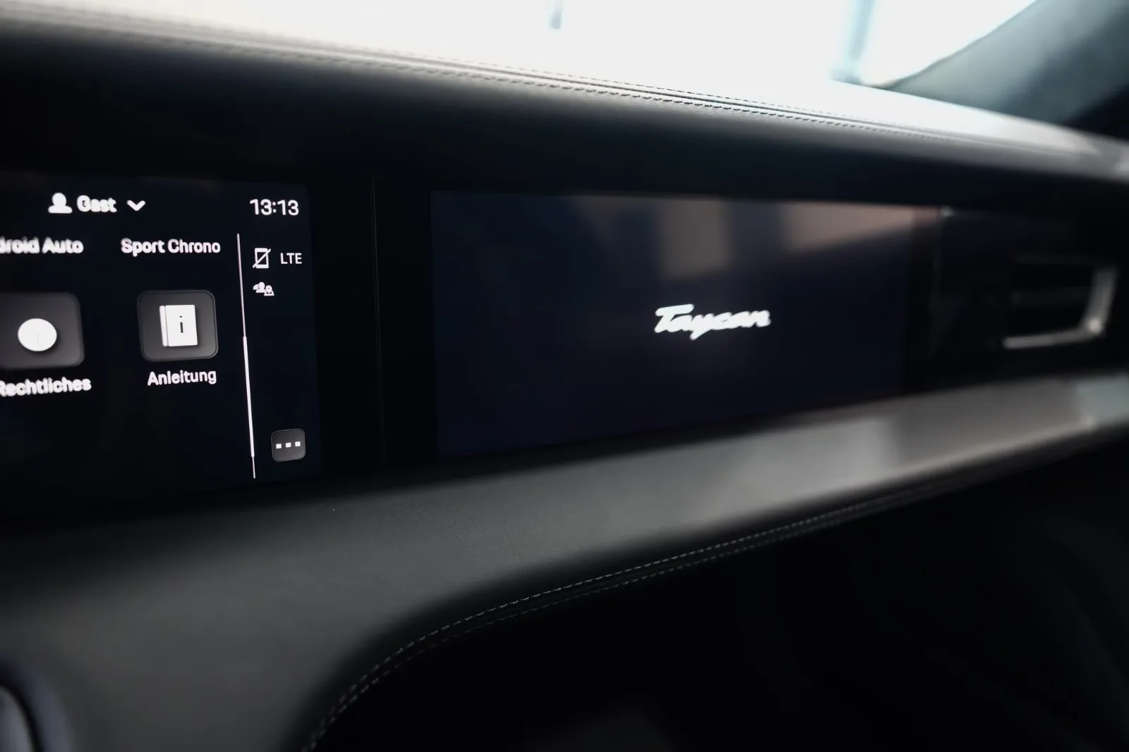 2022 Porsche Taycan GTS Sport Turismo, 18/30