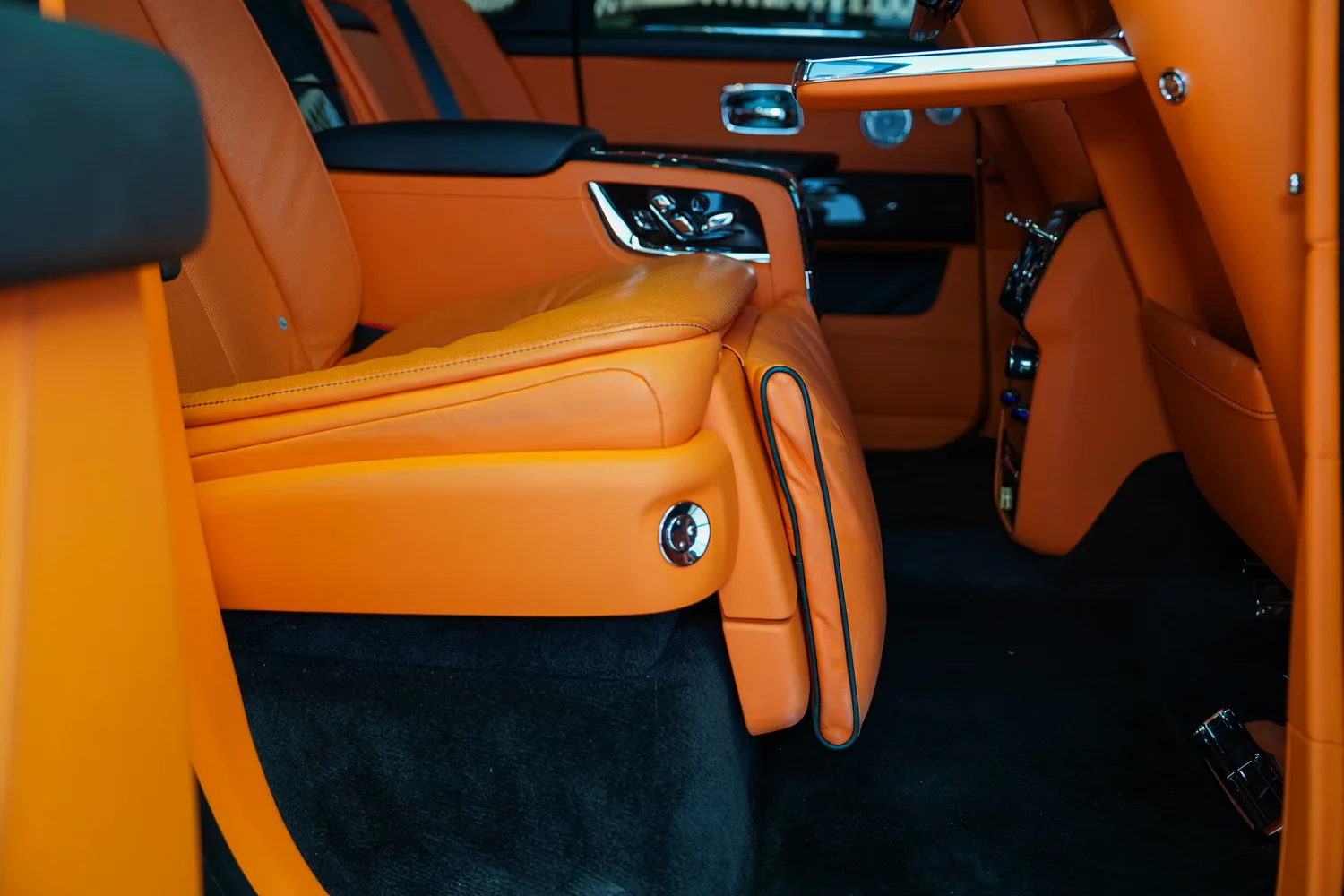 2022 Rolls-Royce Cullinan Black Badge, 11/20