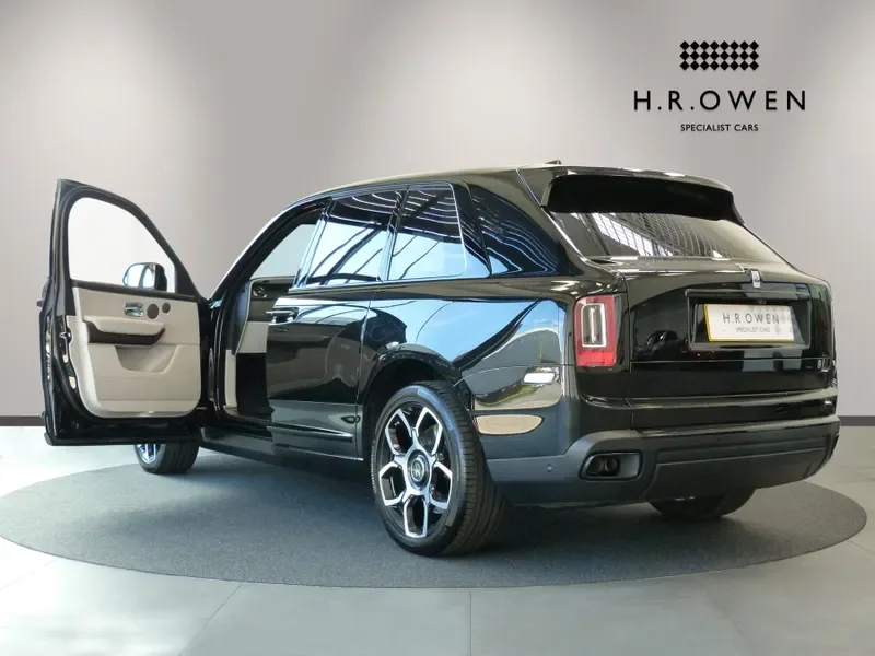2022 Rolls-Royce Cullinan Black Badge, 16/30