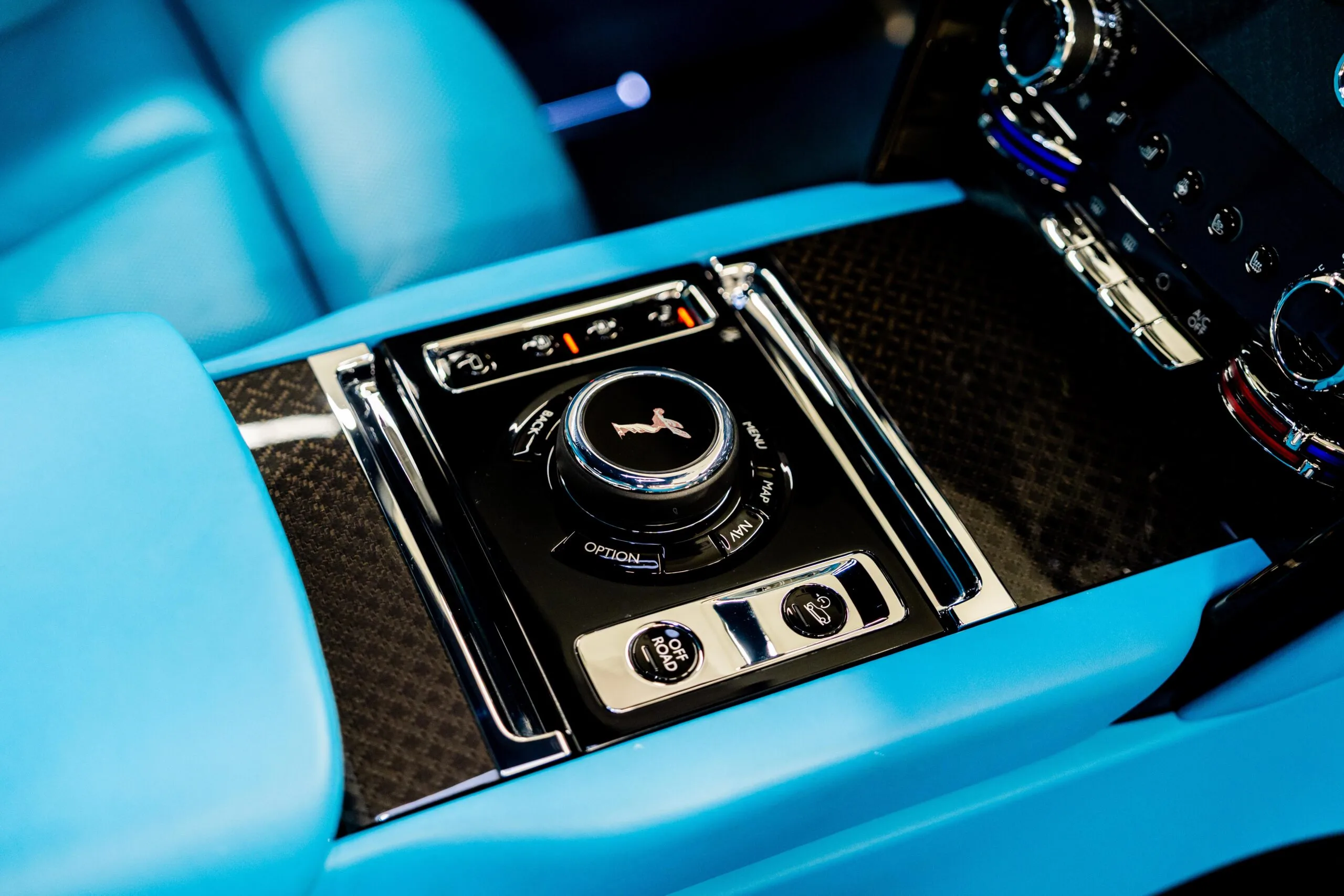 2022 Rolls-Royce Cullinan Black Badge, 19/20