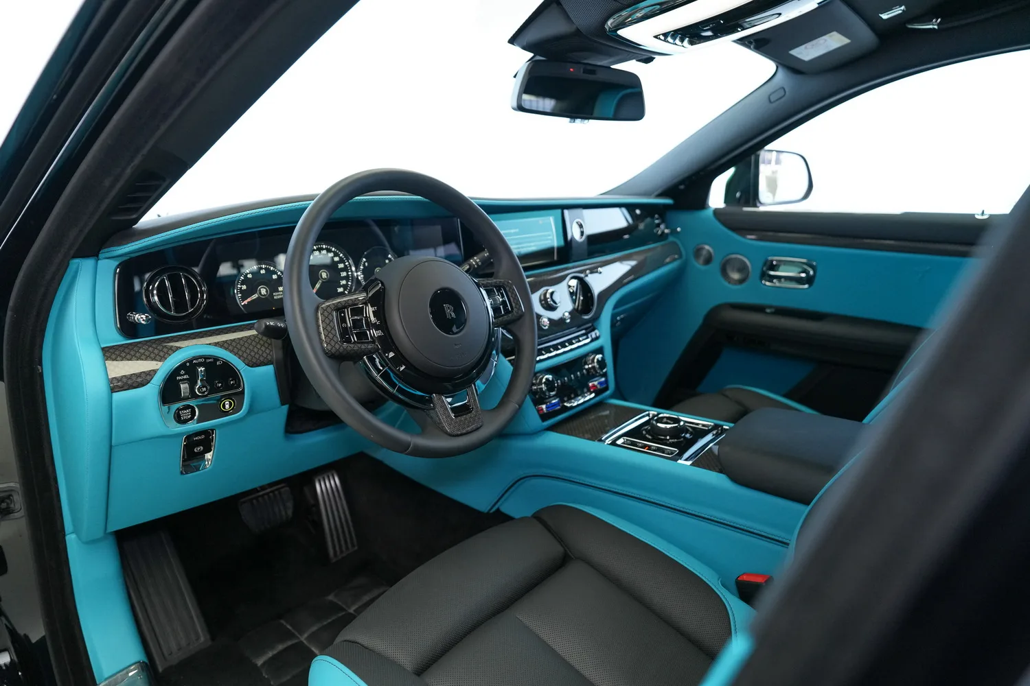 2022 Rolls-Royce Ghost Black Badge, 2/17