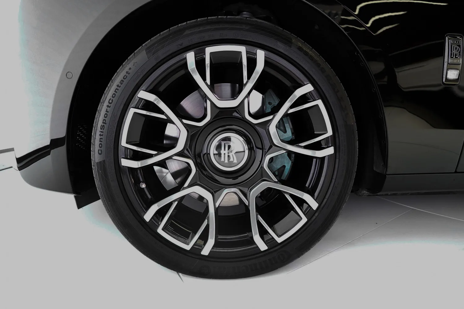2022 Rolls-Royce Ghost Black Badge, 7/20