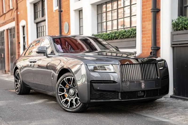 2022 Rolls-Royce Ghost Black Badge angeboten von einer Vertragshändlergruppe in London, Vereinigtes Königreich, Hauptfoto