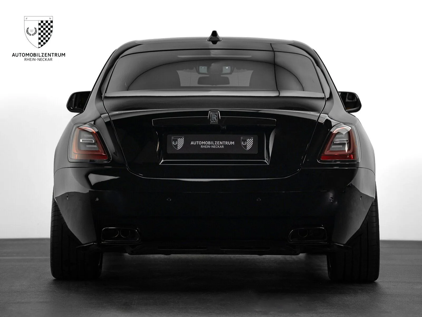 2022 Rolls-Royce Ghost Black Badge, 7/30