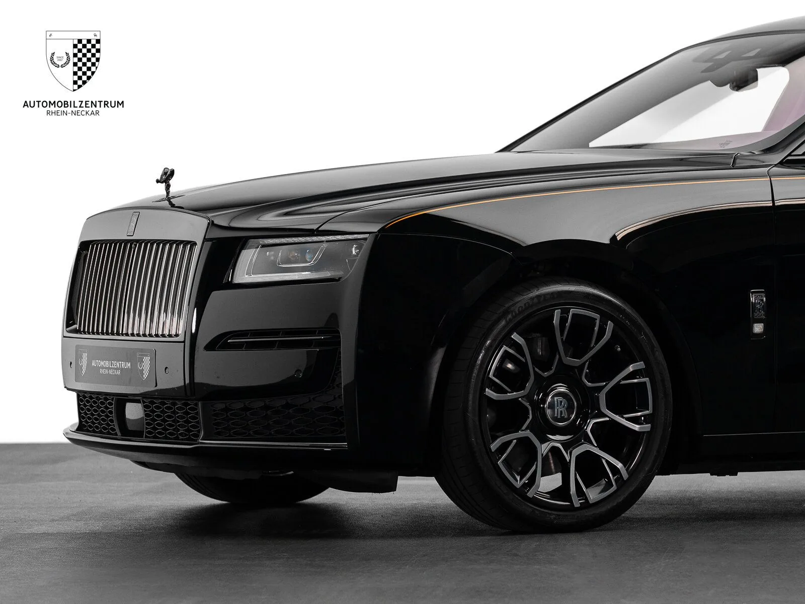 2022 Rolls-Royce Ghost Black Badge, 10/30