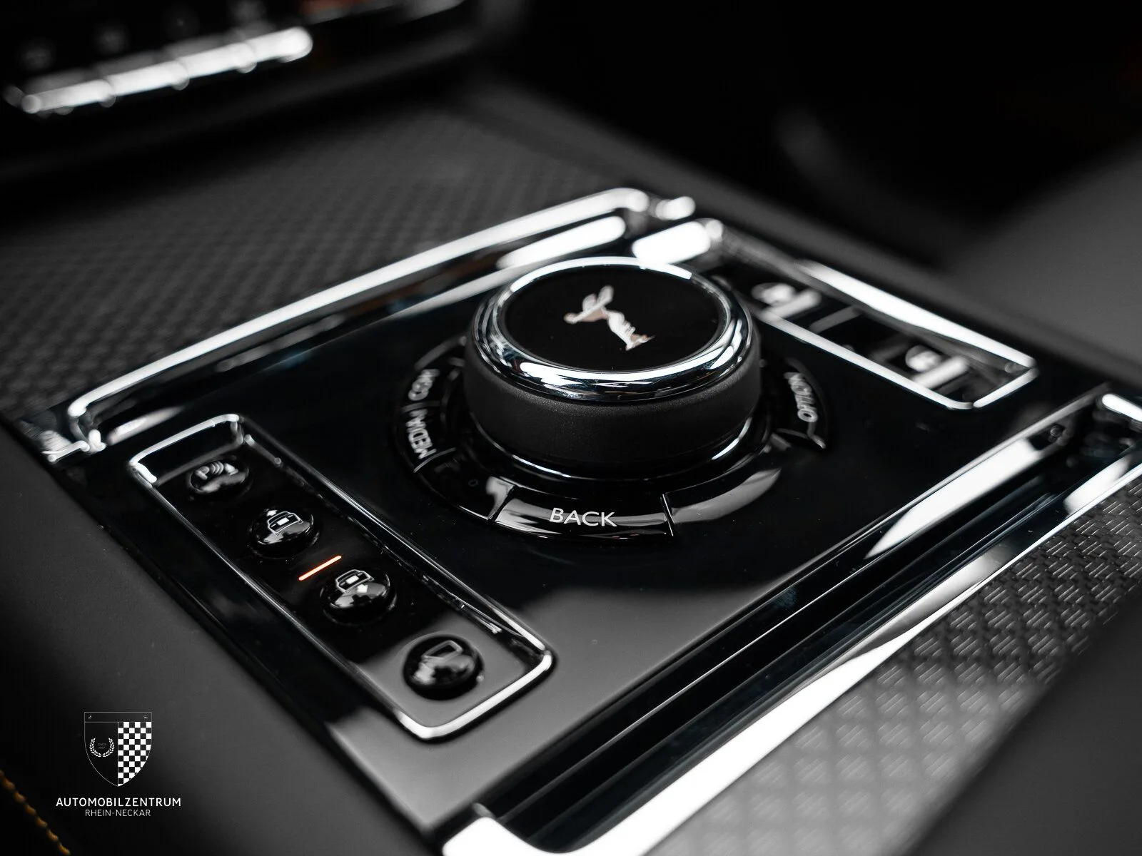 2022 Rolls-Royce Ghost Black Badge, 20/30