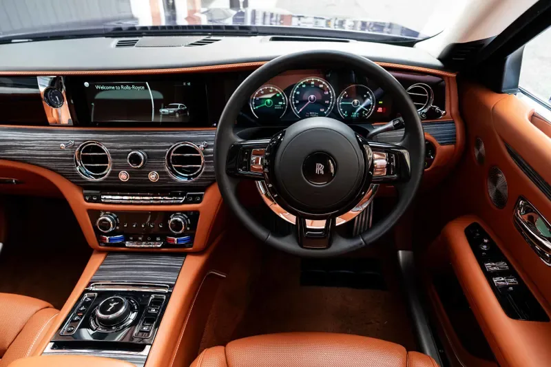 2022 Rolls-Royce Ghost Extended, 10/29