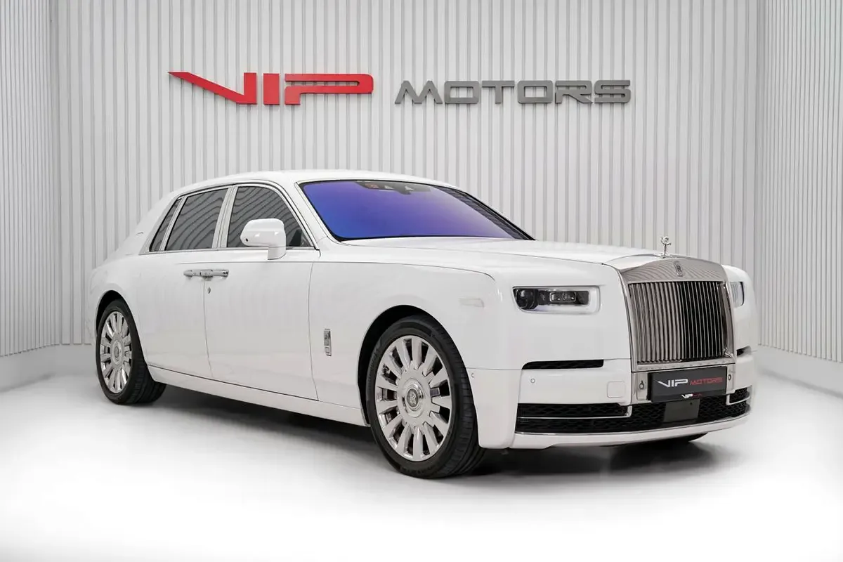 2022 Rolls-Royce Phantom, 3/13