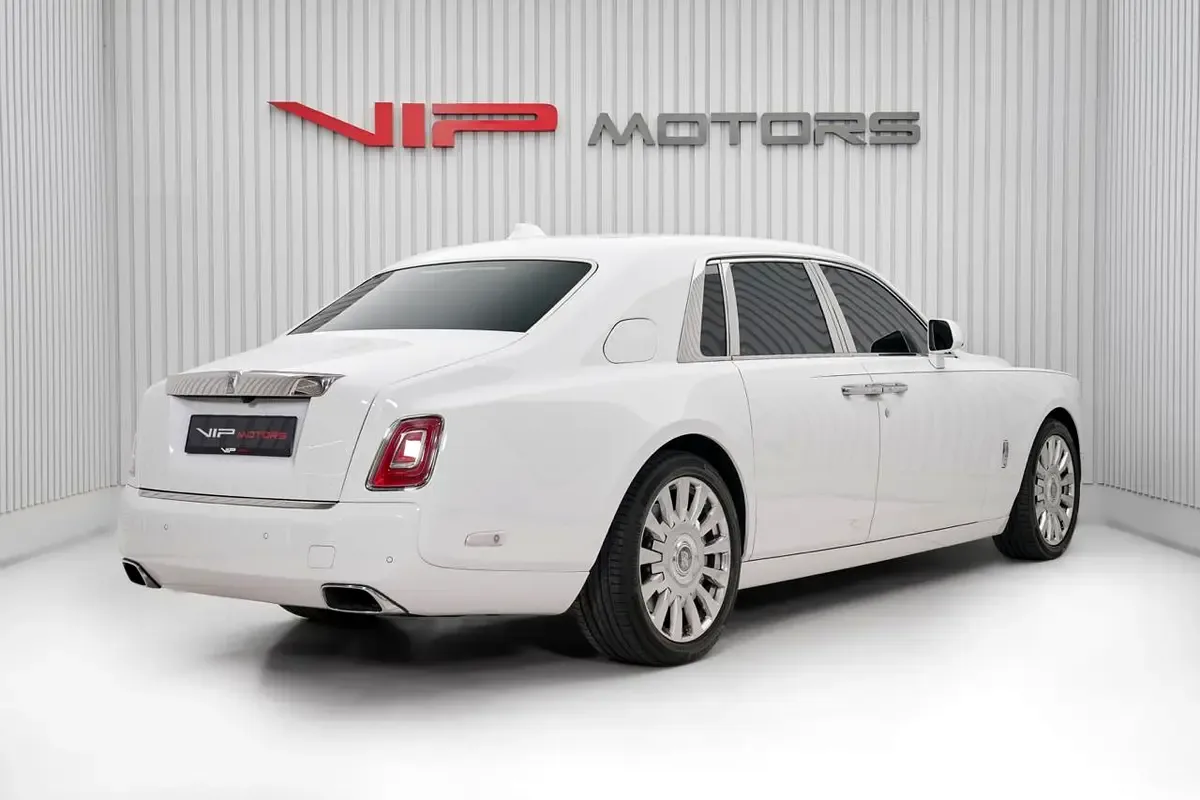 2022 Rolls-Royce Phantom, 4/13