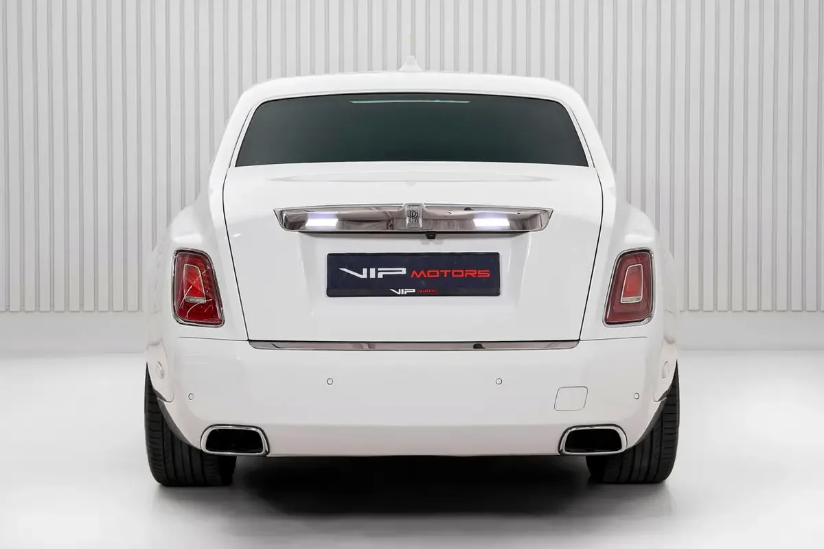 2022 Rolls-Royce Phantom, 5/13