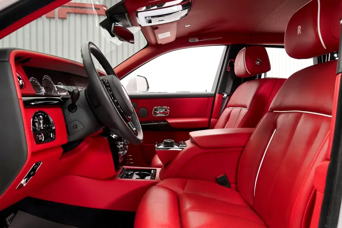 2022 Rolls-Royce Phantom, 11/13