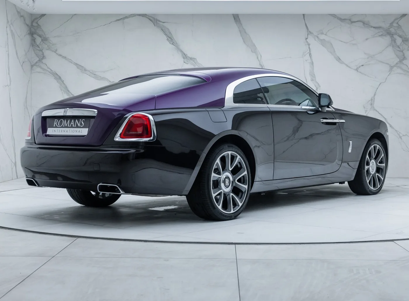 2022 Rolls-Royce Wraith offered by a specialist dealer in Banstead, United Kingdom, photo 6 of 15