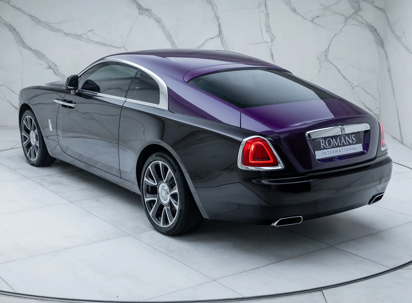 2022 Rolls-Royce Wraith offered by a specialist dealer in Banstead, United Kingdom, photo 12 of 15