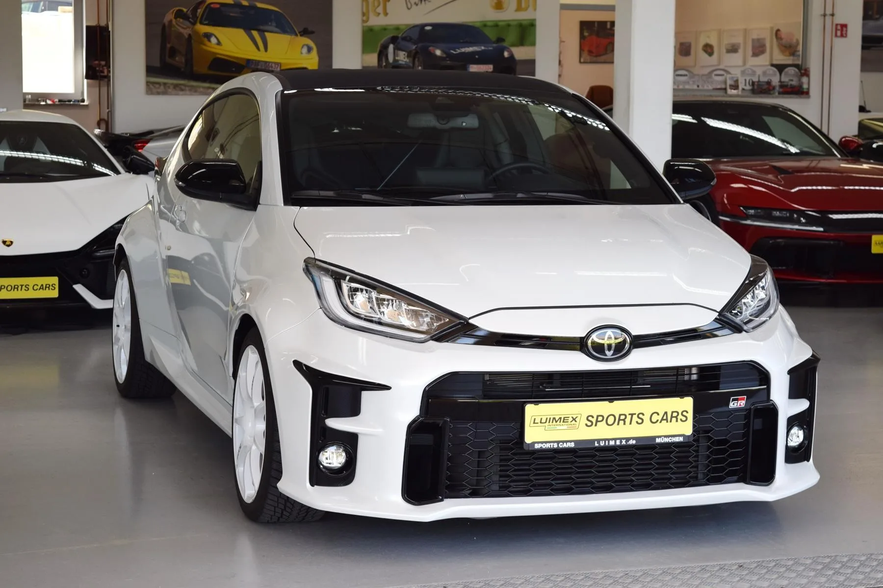 2022 Toyota GR Yaris, 16/17