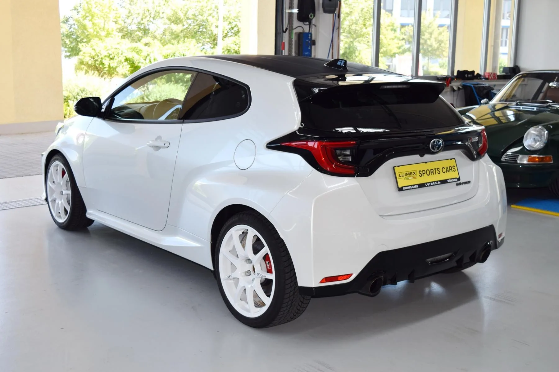 2022 Toyota GR Yaris, 17/17
