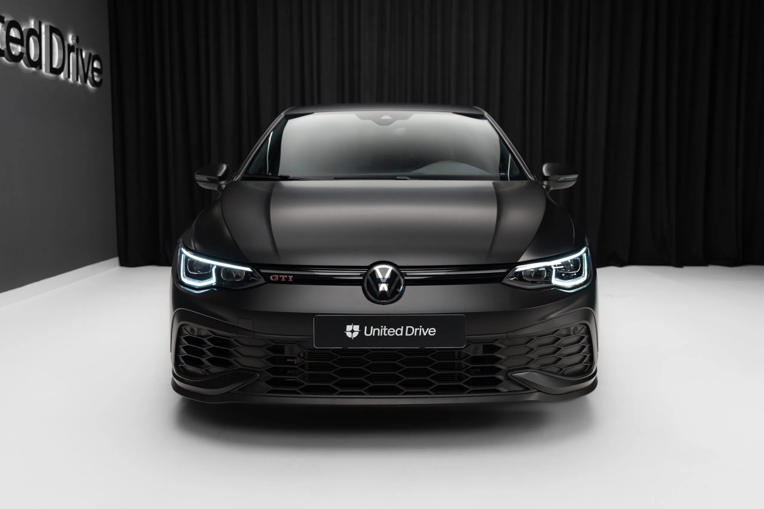 2022 Volkswagen Golf GTI Clubsport, 2/30