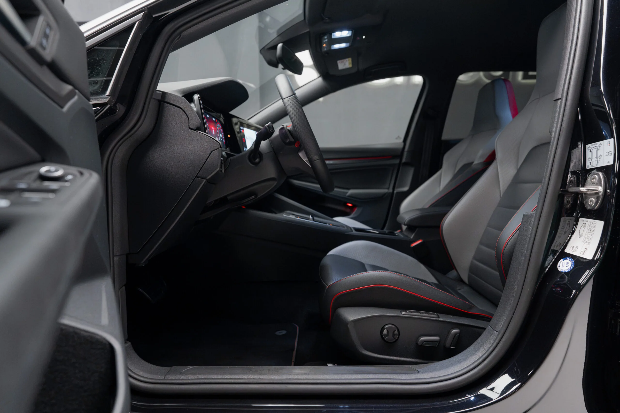 2022 Volkswagen Golf GTI Clubsport, 18/30